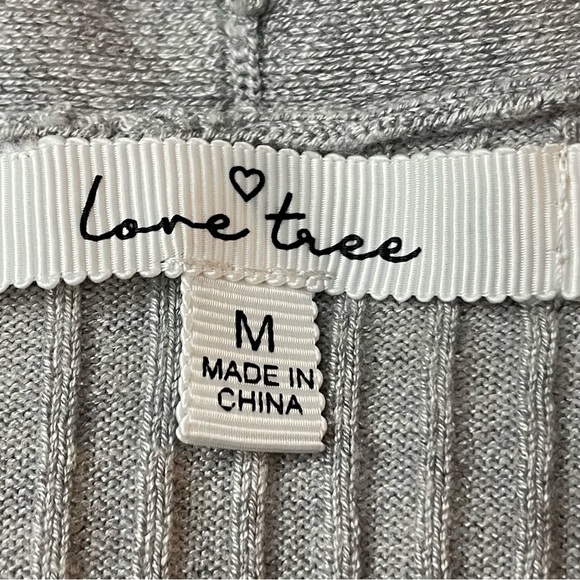 ✅2X Host Pick✅ Love Tree Button Cardigan, Medium - Picture 4 of 9
